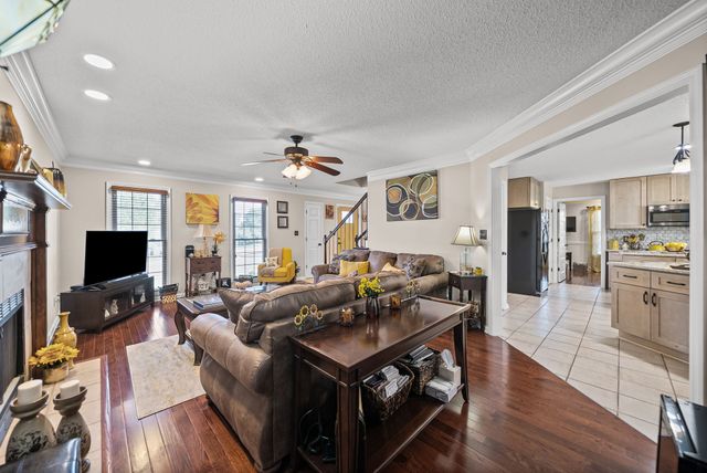 215 Avignon Way, Clarksville, TN 37043