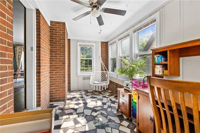 719 E Gregory Boulevard, Kansas City, MO 64131