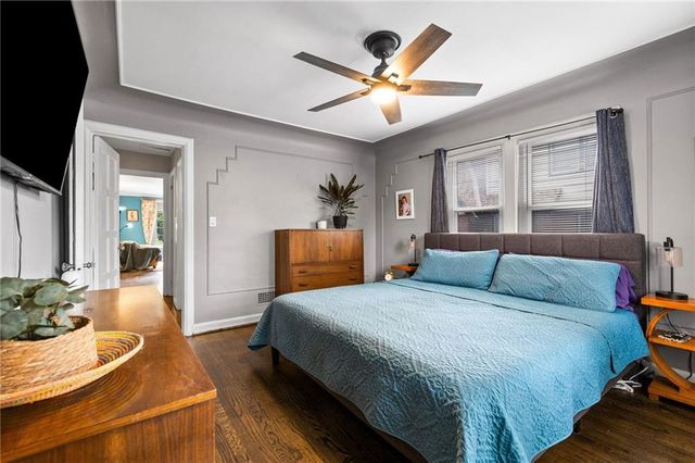 719 E Gregory Boulevard, Kansas City, MO 64131