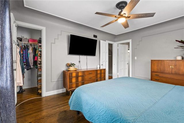 719 E Gregory Boulevard, Kansas City, MO 64131