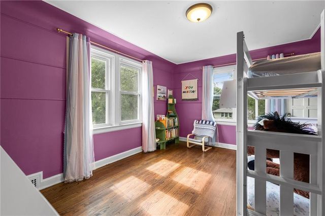 719 E Gregory Boulevard, Kansas City, MO 64131