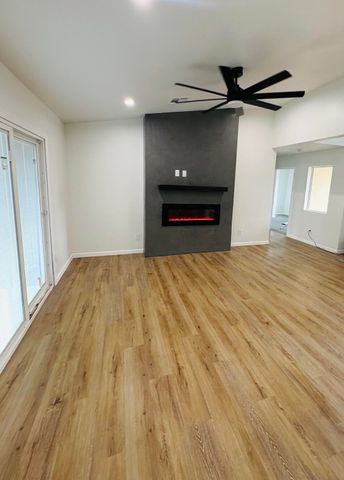 112 Bell Avenue SE, Albuquerque, NM 87102