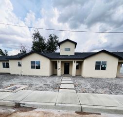 112 Bell Avenue SE, Albuquerque, NM 87102