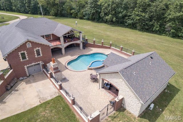 510 Canterberry Road, Farmington, MO 63640
