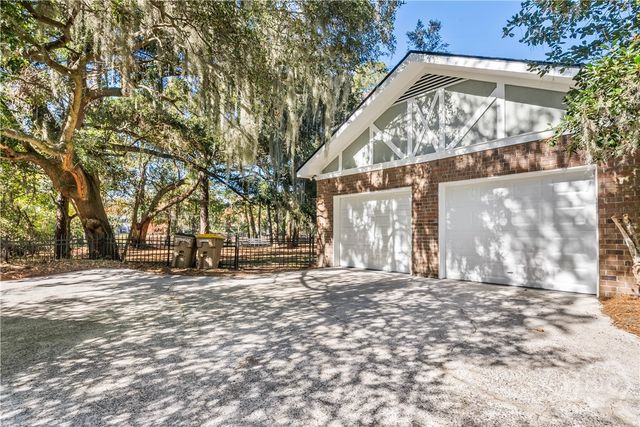 347 River Bend Road, Richmond Hill, GA 31324