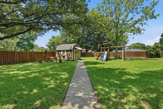 3008 Redbud Trail, Sherman, TX 75092