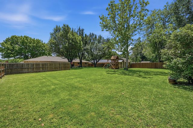3008 Redbud Trail, Sherman, TX 75092