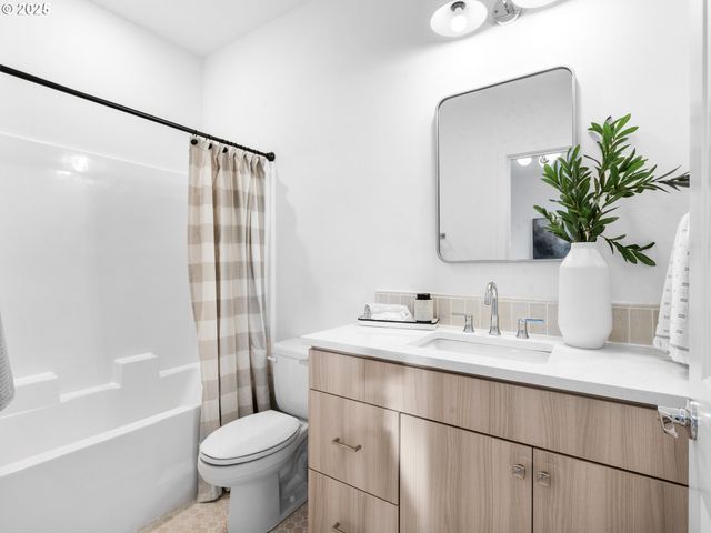 6449 Se 88th Ave, Portland, OR 97266