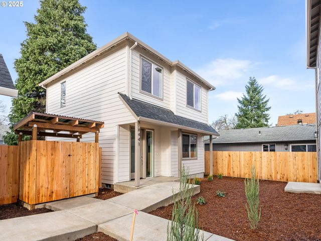 6449 Se 88th Ave, Portland, OR 97266