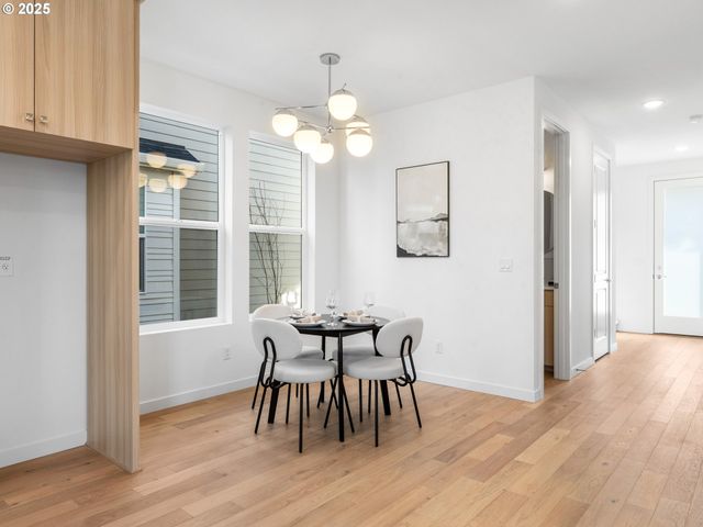 6449 Se 88th Ave, Portland, OR 97266