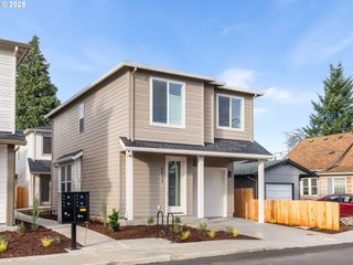 6449 Se 88th Ave, Portland, OR 97266
