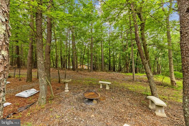 295 CREEKVIEW LN, Berkeley Springs, WV 25411