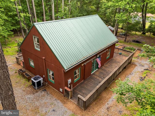 295 CREEKVIEW LN, Berkeley Springs, WV 25411