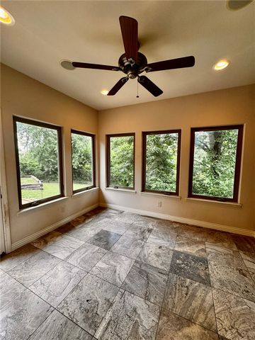 723 Lakeview Drive, Rogers, AR 72756