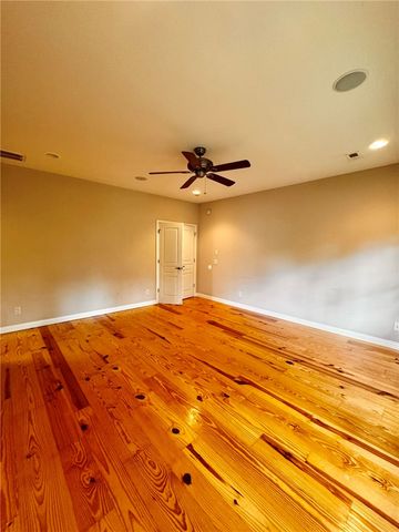 723 Lakeview Drive, Rogers, AR 72756