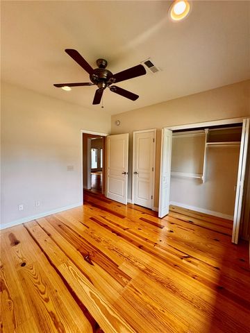 723 Lakeview Drive, Rogers, AR 72756