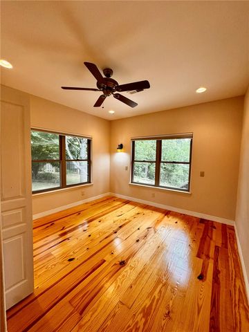 723 Lakeview Drive, Rogers, AR 72756