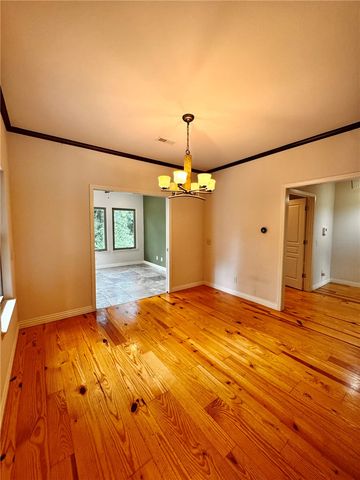 723 Lakeview Drive, Rogers, AR 72756