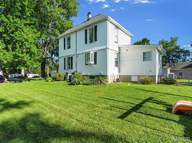 411 N Columbus Street, Pacific, MO 63069