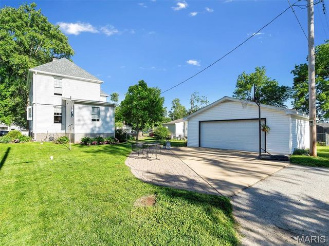 411 N Columbus Street, Pacific, MO 63069
