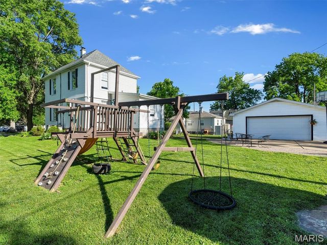 411 N Columbus Street, Pacific, MO 63069