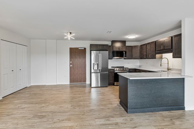 200 Park Avenue 435, Calumet City, IL 60409