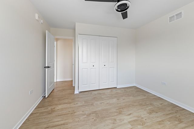 200 Park Avenue 435, Calumet City, IL 60409