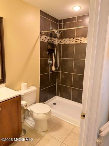 10 Maurice Avenue, Holmdel, NJ 07733