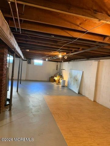 10 Maurice Avenue, Holmdel, NJ 07733