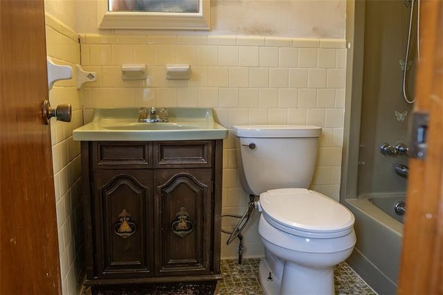 724 Earl North Road, Newnan, GA 30263