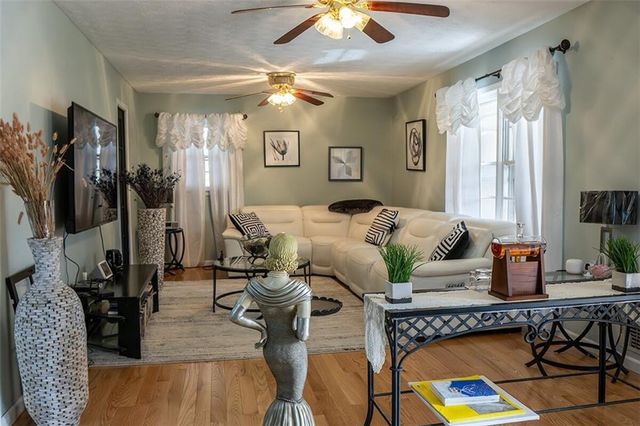 724 Earl North Road, Newnan, GA 30263