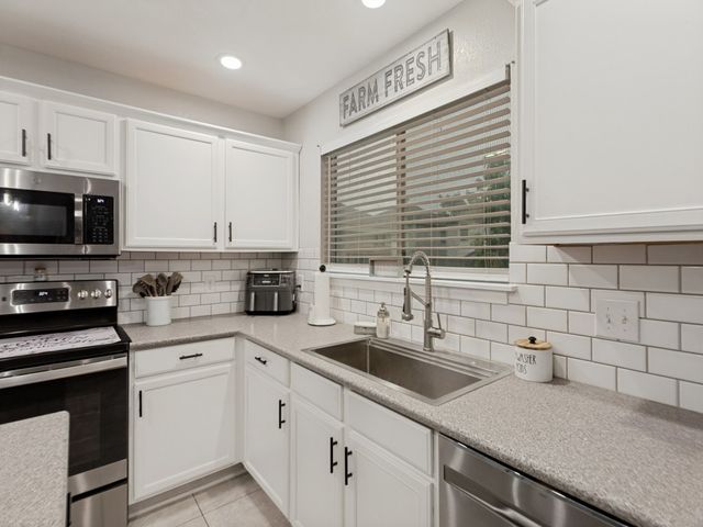 153 Jefferson Drive, Venus, TX 76084