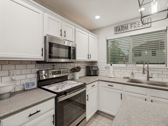 153 Jefferson Drive, Venus, TX 76084