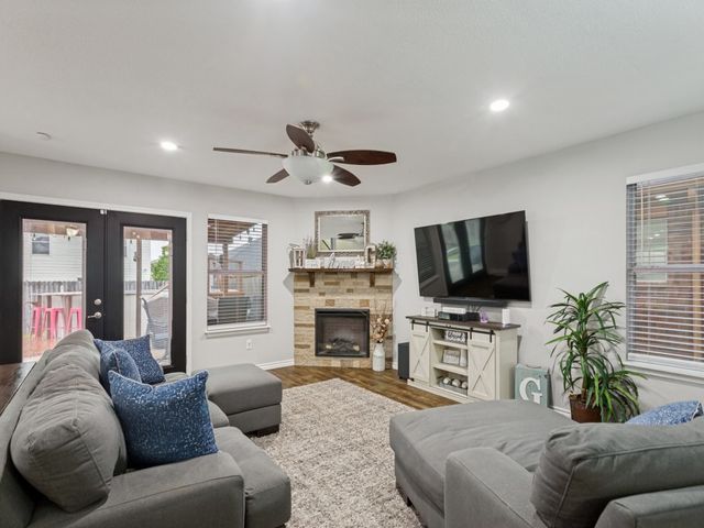 153 Jefferson Drive, Venus, TX 76084