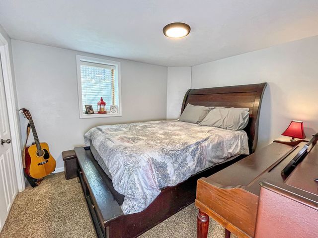 1204 5th Ave NW, Minot, ND 58703