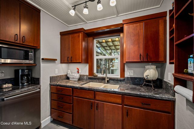 726 N B ST, Coeur D'alene, ID 83814