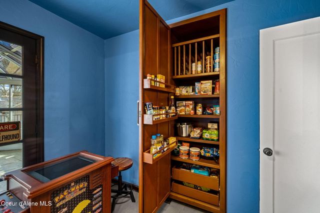 726 N B ST, Coeur D'alene, ID 83814