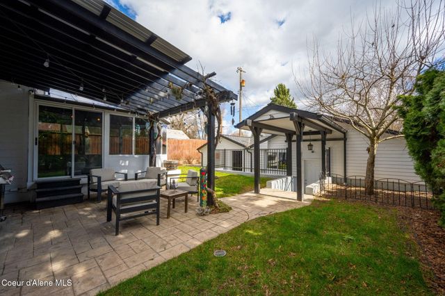 726 N B ST, Coeur D'alene, ID 83814