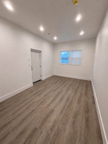 125 Arlington Street 3, Chelsea, MA 02150
