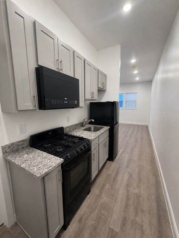 125 Arlington Street 3, Chelsea, MA 02150