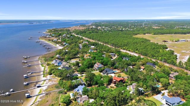 9017 Saint Stephens Place, Wilmington, NC 28412