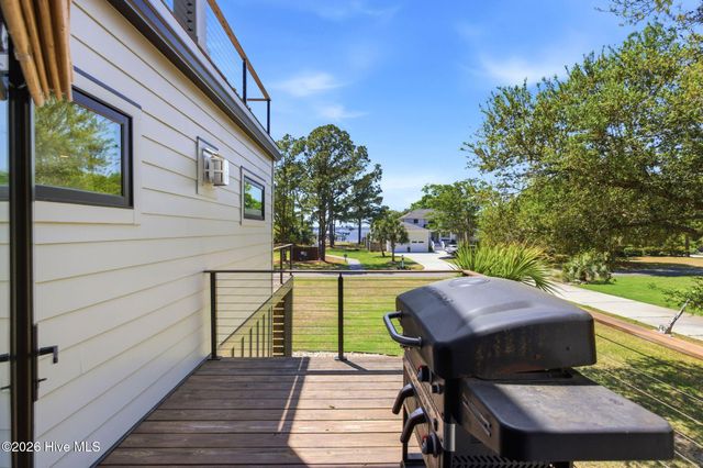 9017 Saint Stephens Place, Wilmington, NC 28412