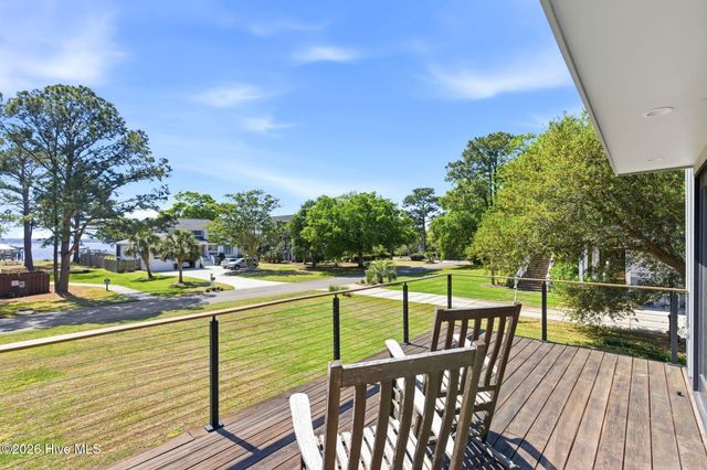 9017 Saint Stephens Place, Wilmington, NC 28412