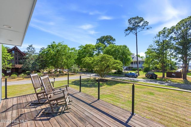 9017 Saint Stephens Place, Wilmington, NC 28412