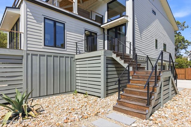 9017 Saint Stephens Place, Wilmington, NC 28412
