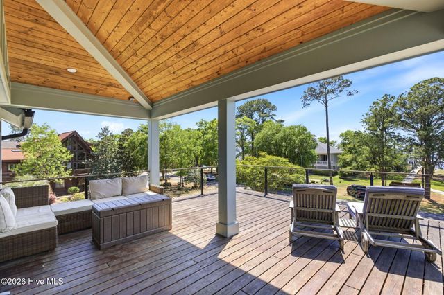 9017 Saint Stephens Place, Wilmington, NC 28412