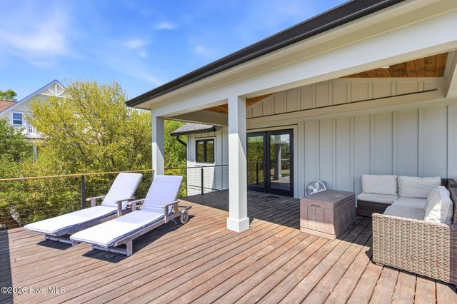 9017 Saint Stephens Place, Wilmington, NC 28412