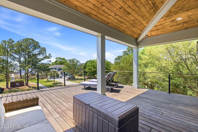 9017 Saint Stephens Place, Wilmington, NC 28412