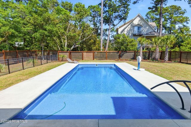 9017 Saint Stephens Place, Wilmington, NC 28412