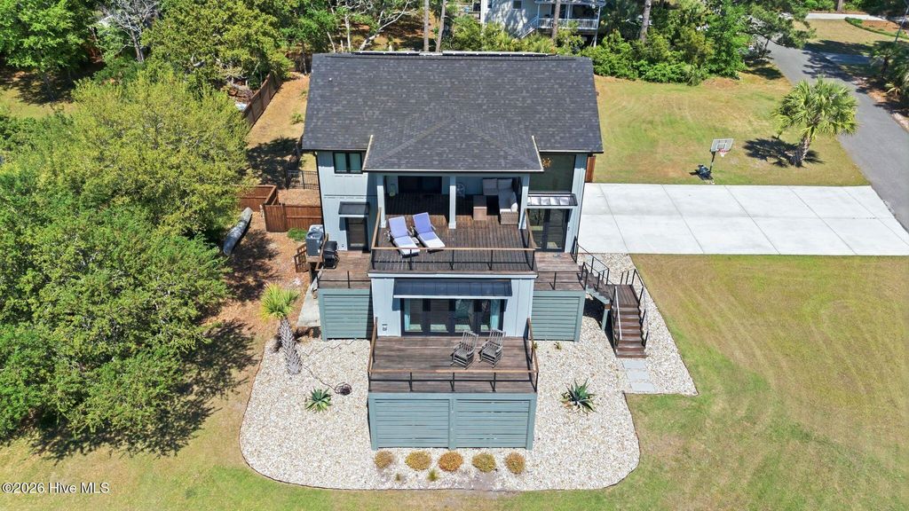 9017 Saint Stephens Place, Wilmington, NC 28412